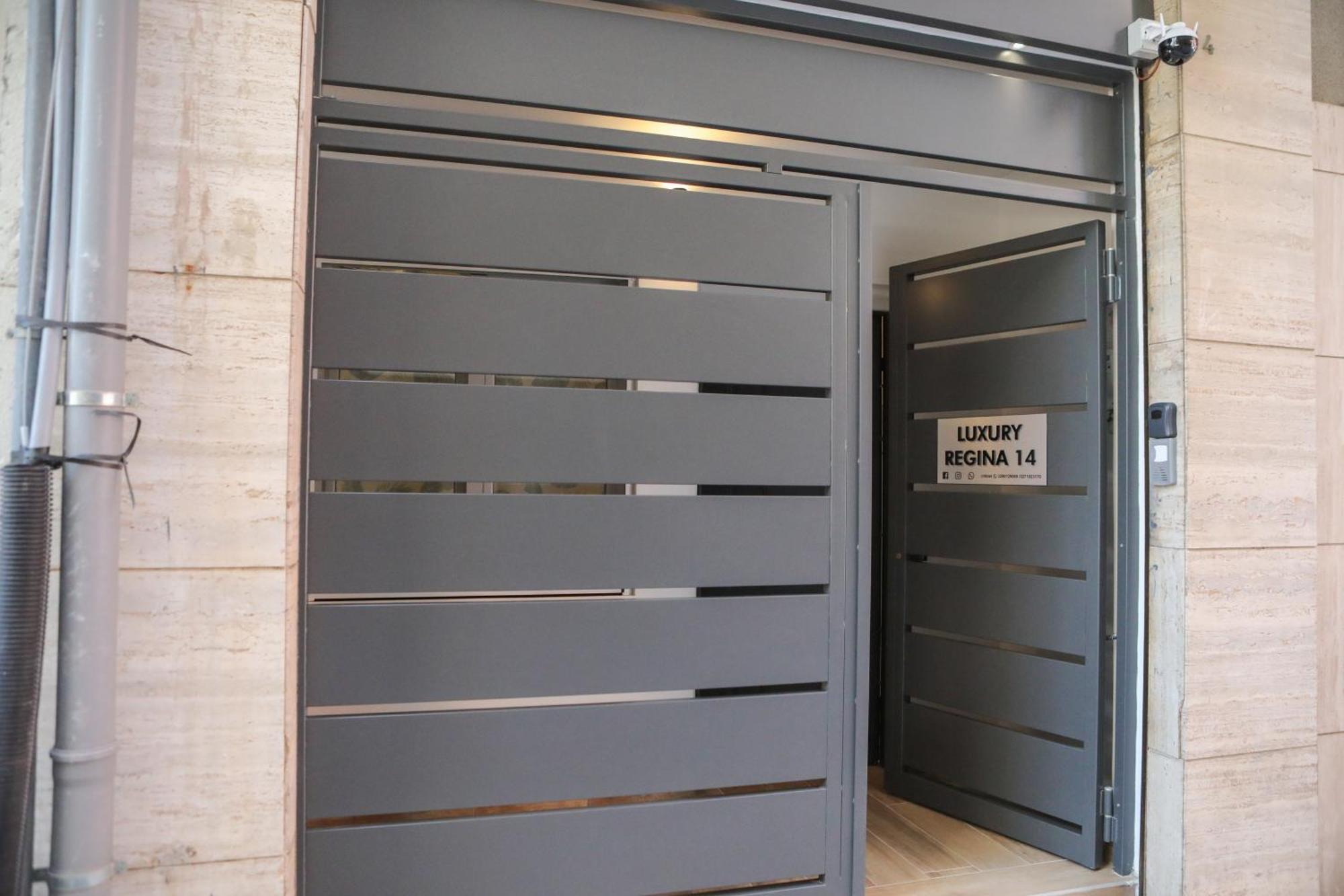 Apartamento Luxury Regina 14 Bari Exterior foto