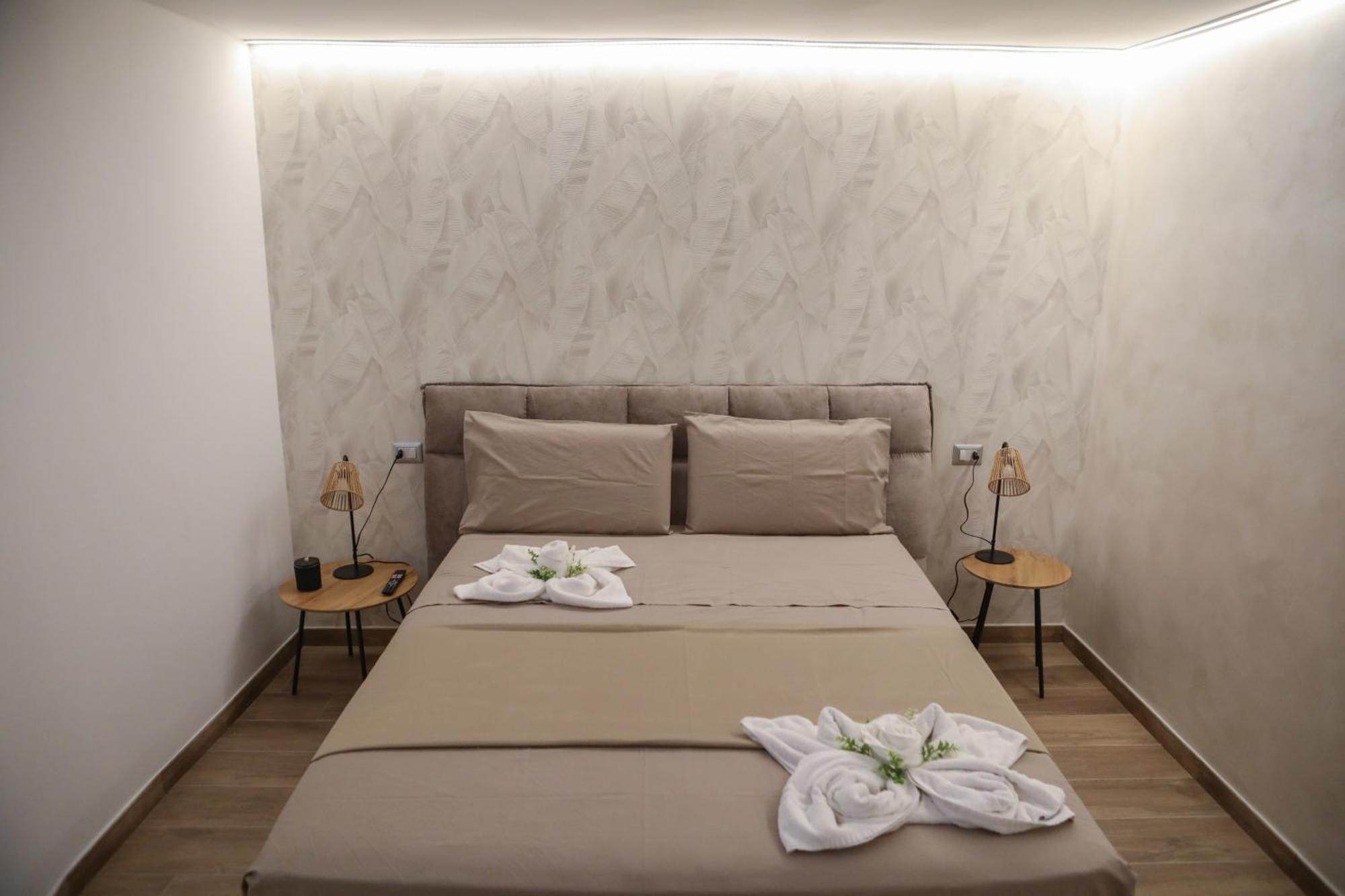 Apartamento Luxury Regina 14 Bari Exterior foto
