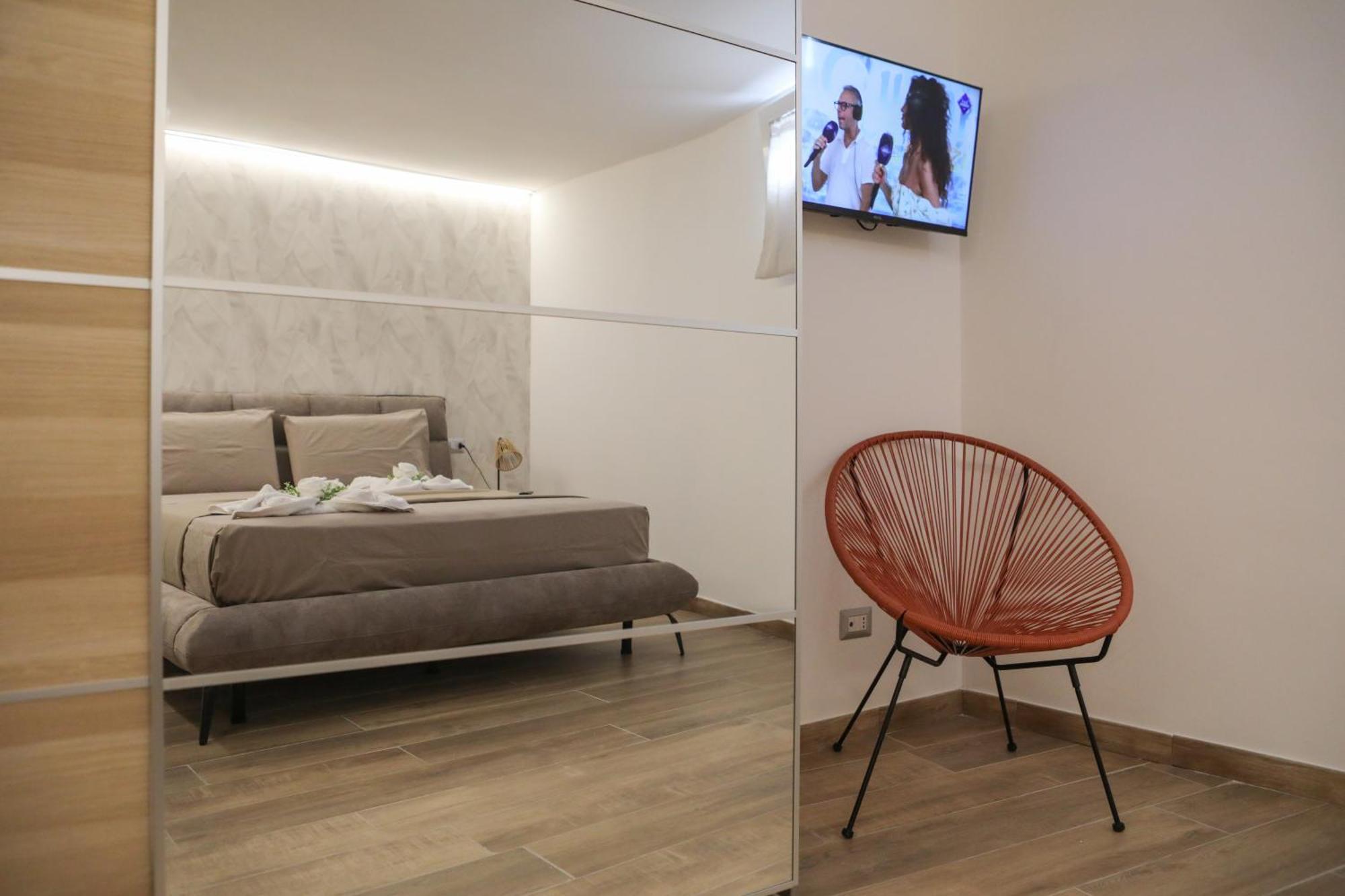 Apartamento Luxury Regina 14 Bari Exterior foto
